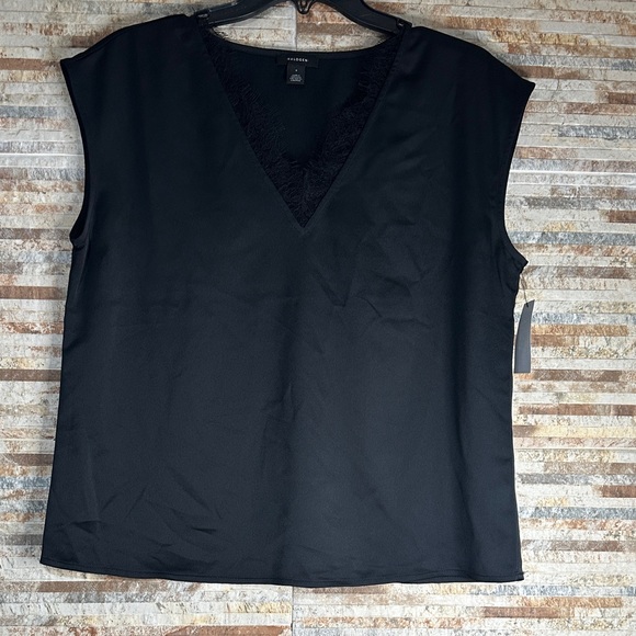 Halogen Tops - Halogen Black V-Neck Sleeveless Top